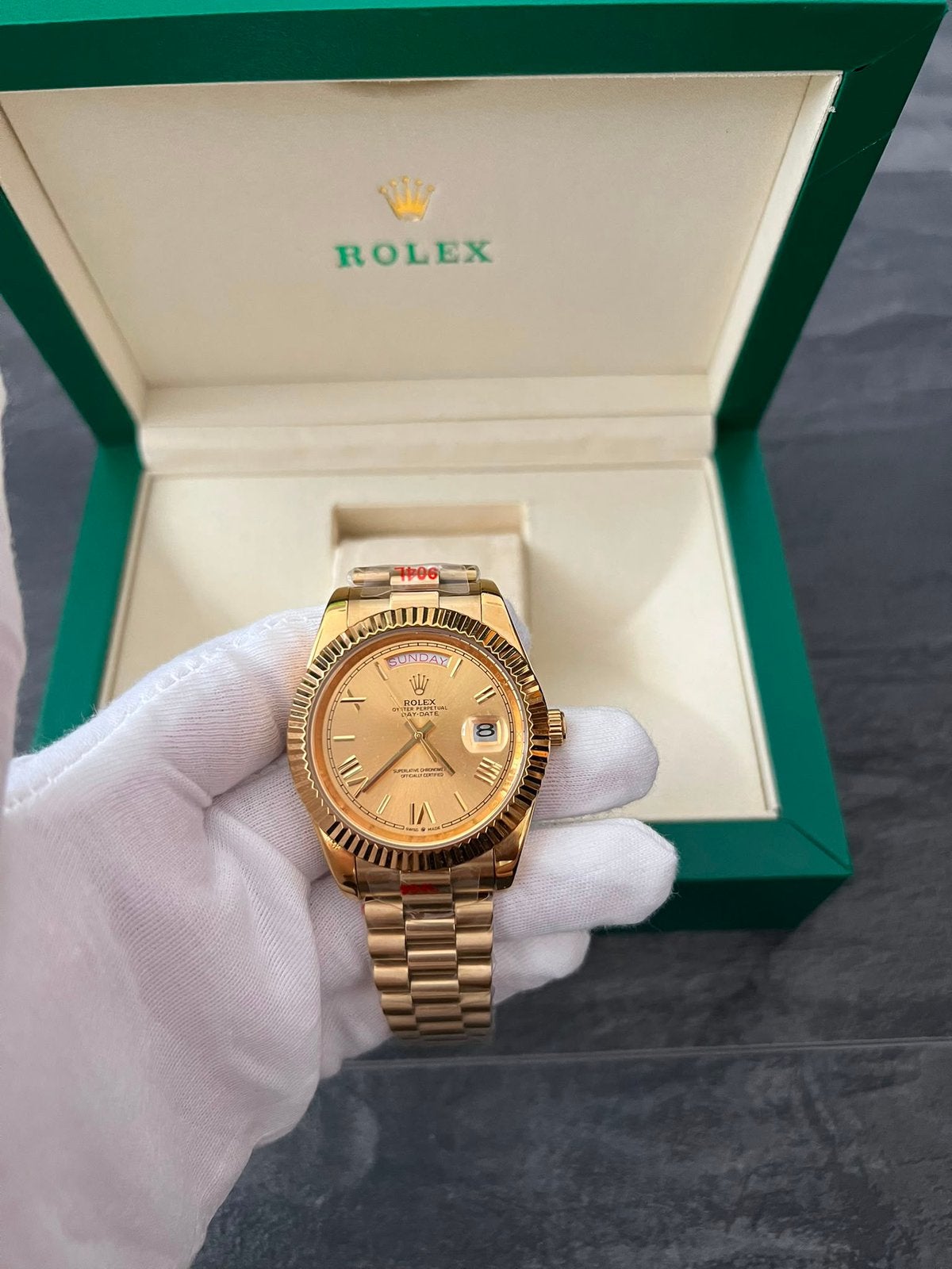 Rolex Day-Date 40MM horloge te koop!, Sieraden, Tassen en Uiterlijk, Horloges | Dames, Rolex, Polshorloge, Nieuw, Ophalen of Verzenden