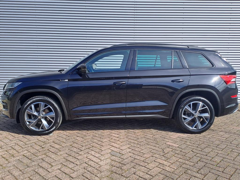 Skoda Kodiaq 1.5 TSI Sportline Business | Apple Carplay/Andr, Auto's, Skoda, 12 maanden, Euro 6, 4 cilinders, Zwart