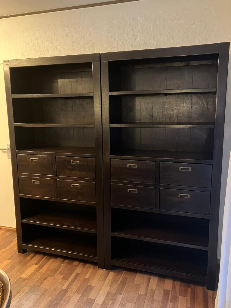 Twee boekenkasten, massief donker eiken, Ophalen, Met plank(en), Gebruikt, 200 cm of meer
