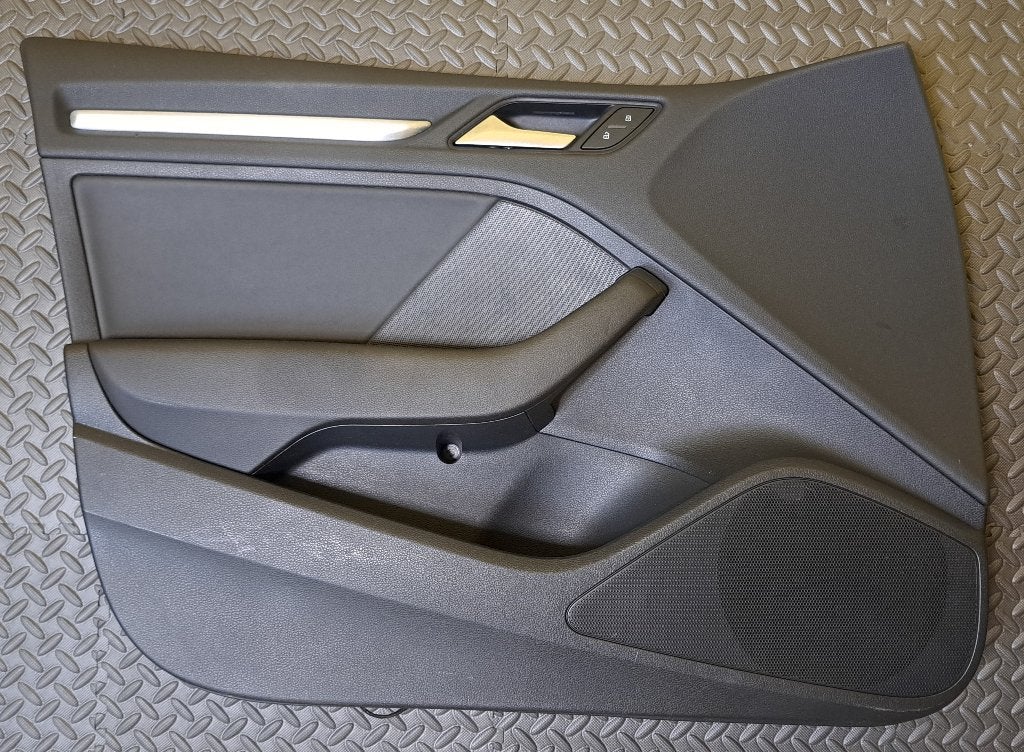 Audi A3 (8V) – Set 4 deurpanelen (origineel Audi), Audi, Gebruikt, Zie website Audi, Zie website Audi