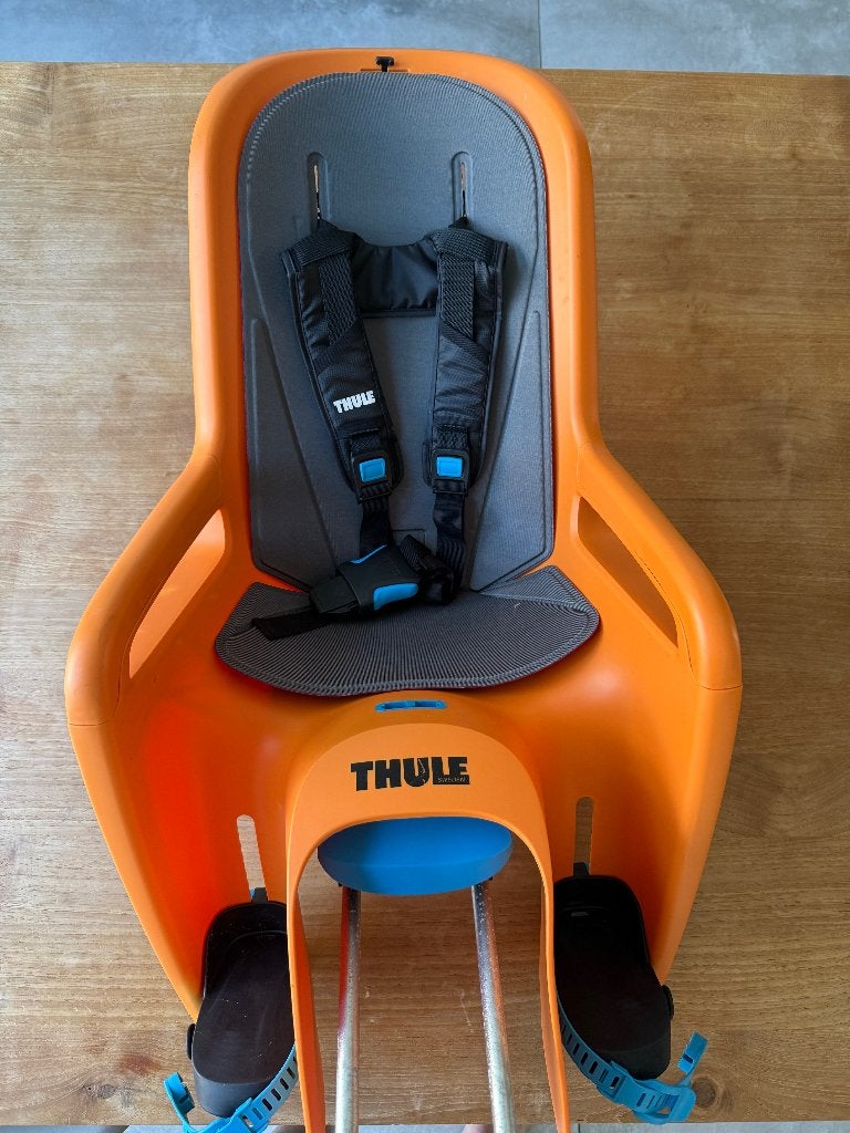 Thule RideAlong fietszitje - Slechts twee keer gebruikt, Fietsen en Brommers, Fietsaccessoires | Fietsstoeltjes, Achterzitje, Voetsteuntjes