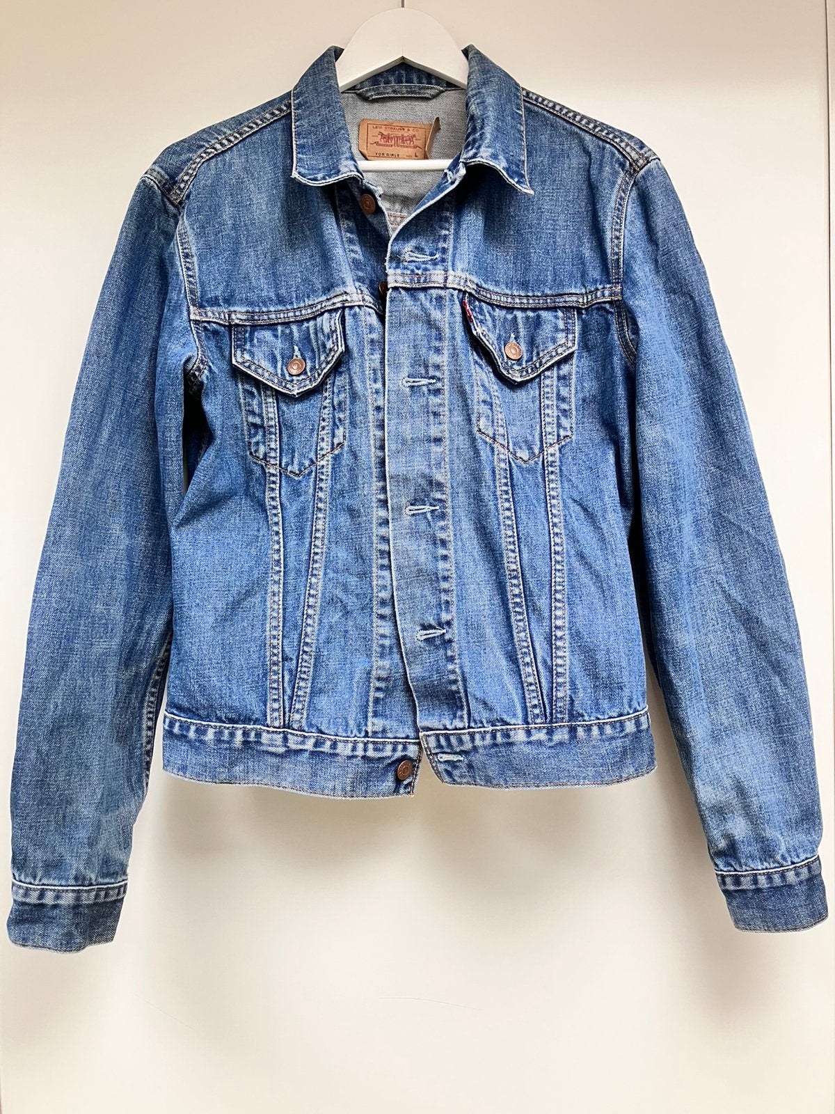 Levi’s dames spijkerjasje mt L (40) klassieker!, Ophalen of Verzenden, Zo goed als nieuw, Maat 38/40 (M), Blauw