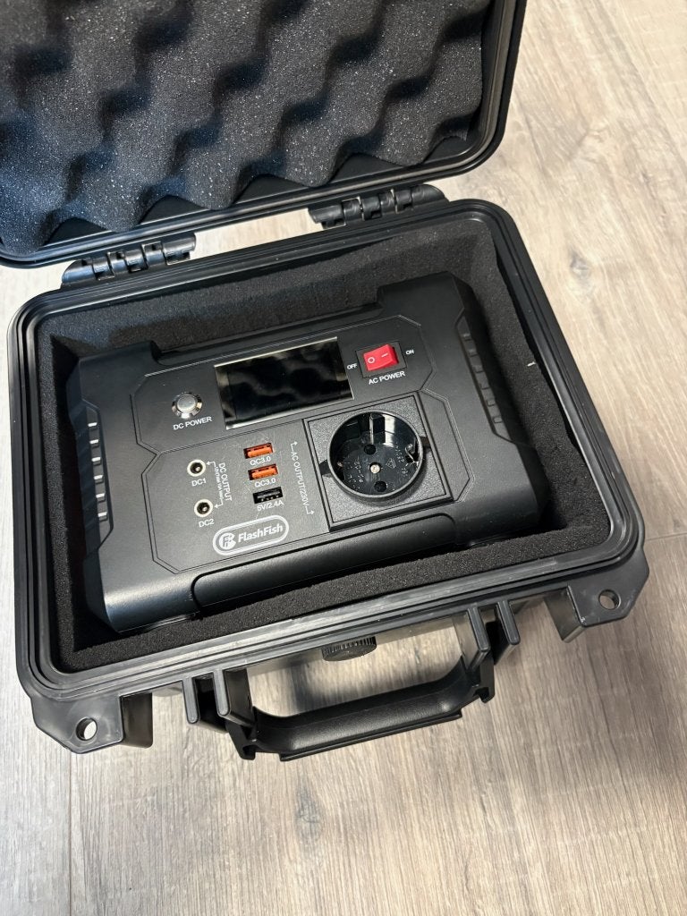 FlashFish E200 Portable Power Station 200W Nieuwstaat, Telecommunicatie, Powerbanks, Zo goed als nieuw, Ophalen
