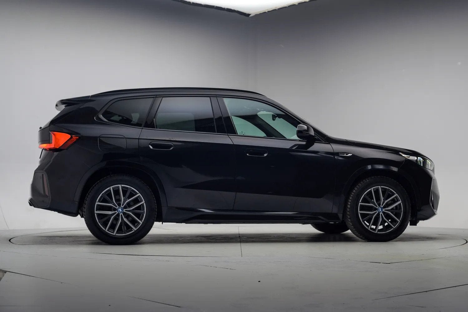 Foto 42 van BMW X1 xDrive25e M Sport Shadow [ SOH 92,5% ] [ LED HUD 360