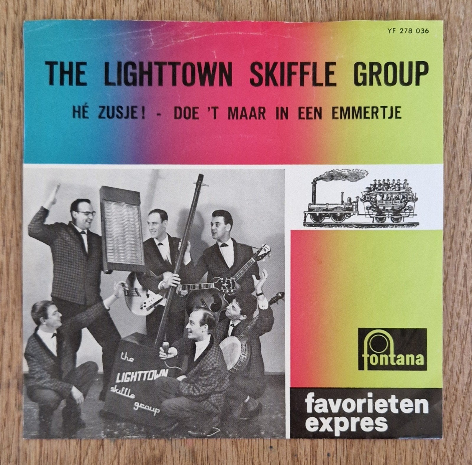The Lighttown Skiffle Group - Hé Zusje! / In Een Emmertje, Ophalen of Verzenden, Gebruikt, 7 inch, Piraten en Zeemansliederen