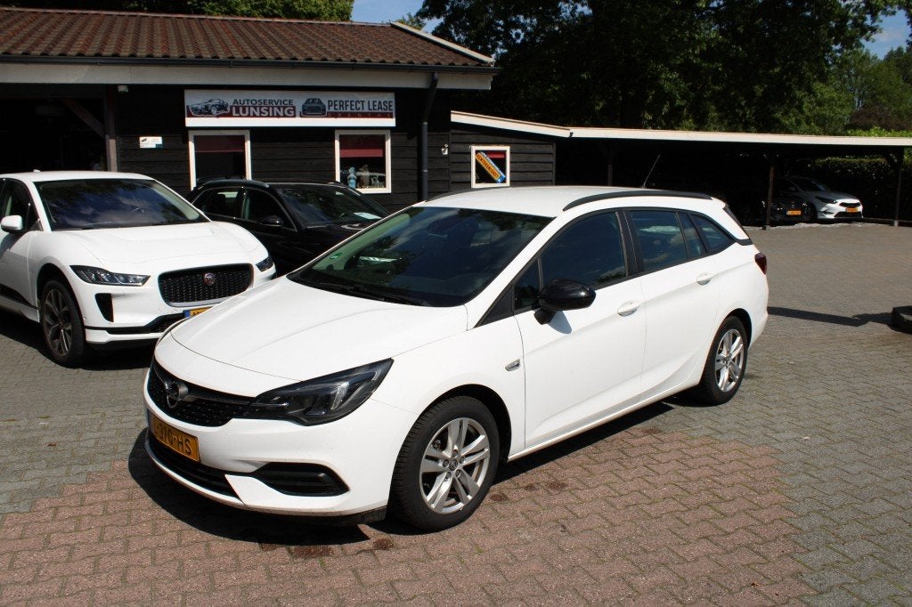 Opel ASTRA 1.4 EDITION Automaat Carplay Airco cruise, Auto's, 1295 kg, 146 pk, Wit, Origineel Nederlands