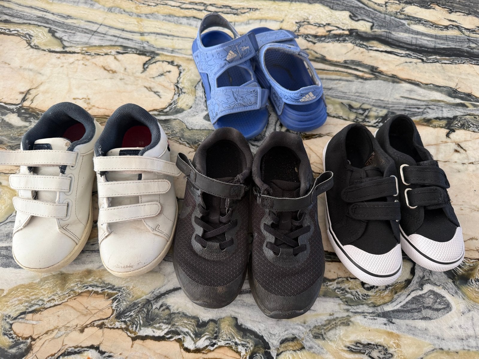 Diverse kinderschoenen: sneakers en sandalen, Ophalen of Verzenden, Gebruikt, Jongen of Meisje, Schoenen