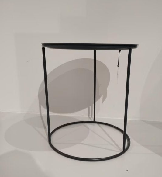Woood Ivar Bijzettafel – Medium – Asfalt, Minder dan 55 cm, Metaal of Aluminium, Rond, Ophalen of Verzenden