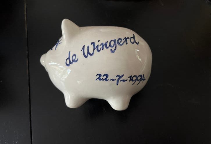 Unieke spaarpot varken 'de Wingerd' 22-7-1994, Ophalen, Nieuw, Steen, Aardewerk of Keramiek, Dier