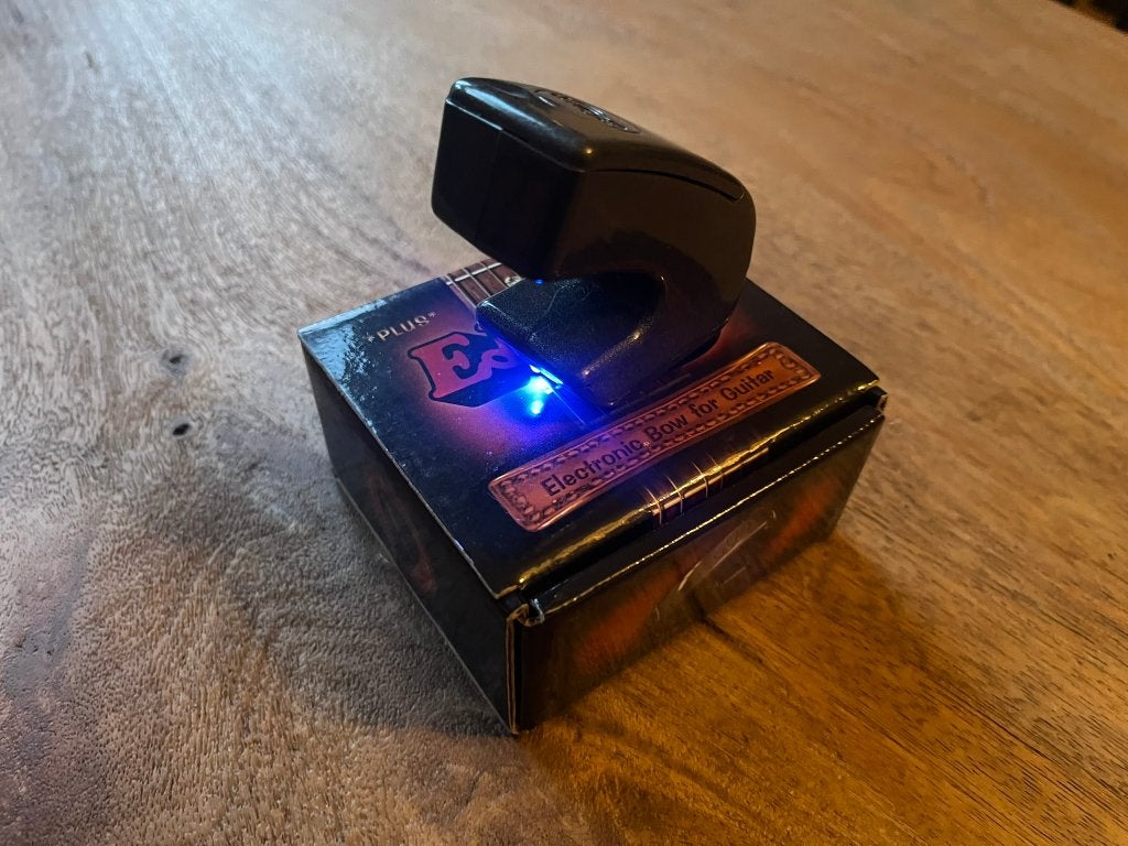 Ebow Plus sustainer voor gitaar, Muziek en Instrumenten, Ophalen of Verzenden, Zo goed als nieuw, Overige typen