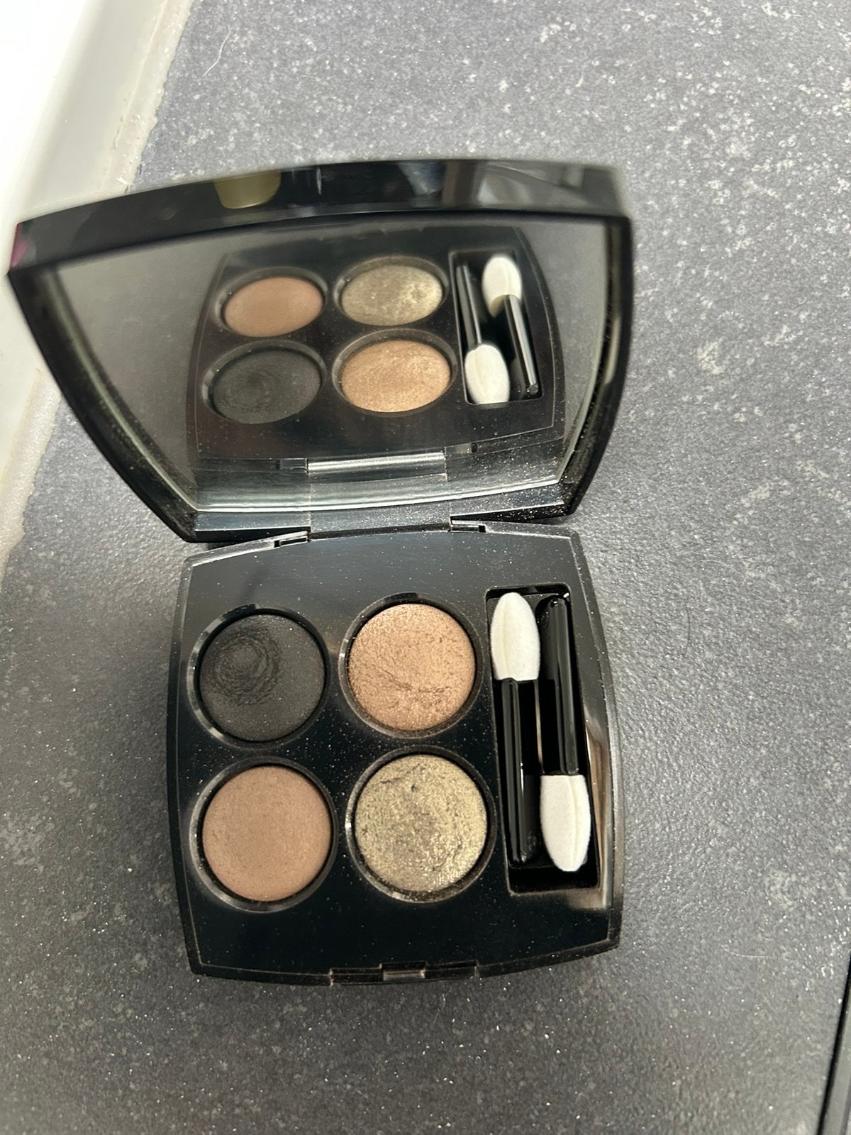 Chanrl oog makeup, Ophalen of Verzenden, Zo goed als nieuw, Overige kleuren, Gehele gezicht