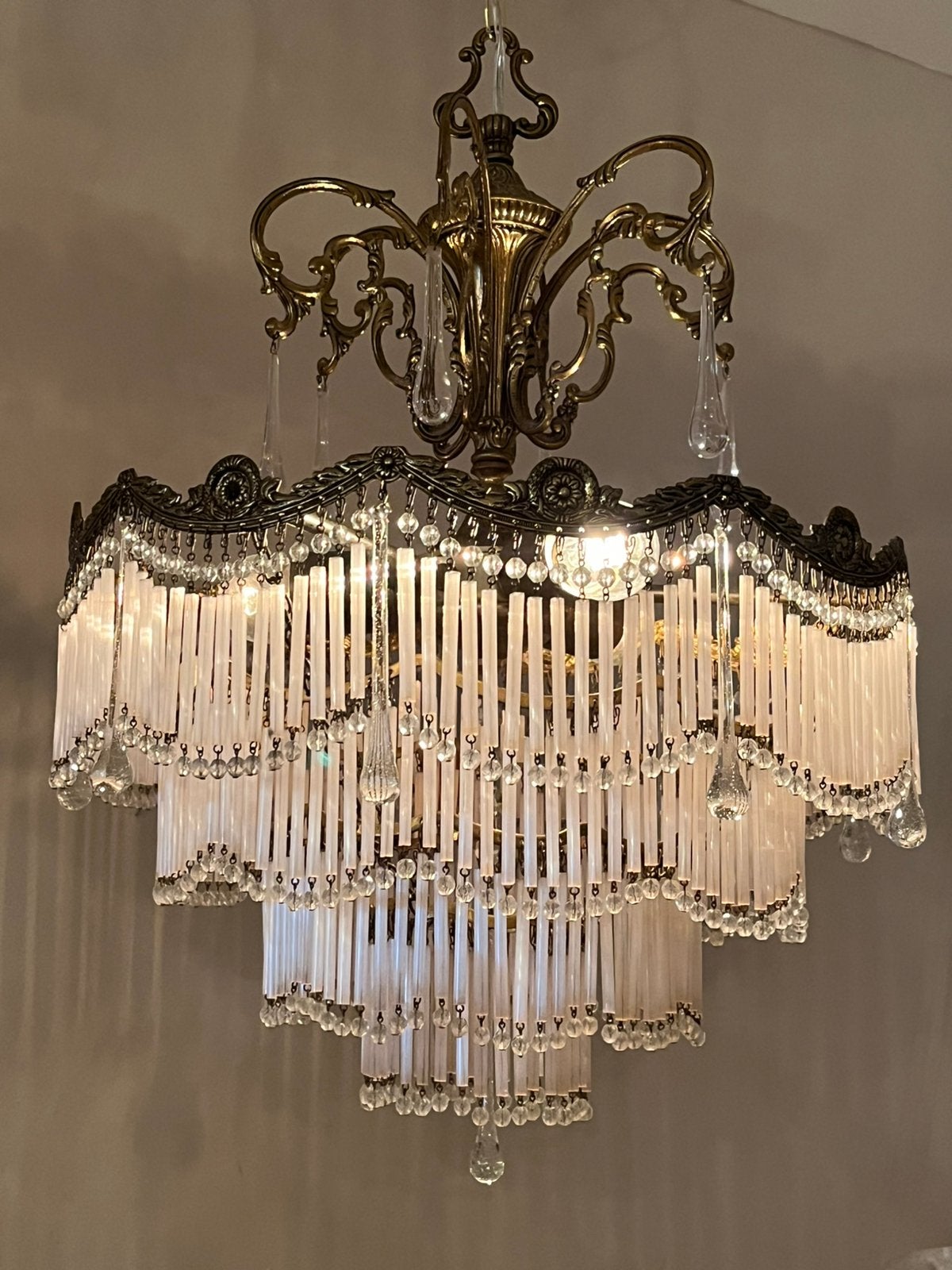art nouveau stijl vintage hanglamp opaal kristallen staafjes, Huis en Inrichting, Baak, Ophalen of Verzenden, Zo goed als nieuw