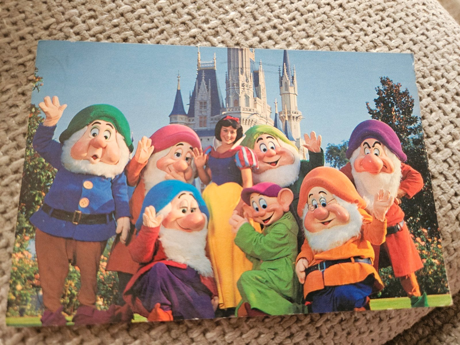 Disney Sneeuwwitje en de Zeven Dwergen Ansichtkaart, Ophalen of Verzenden, 1980 tot heden, Gelopen, Cultuur en Media