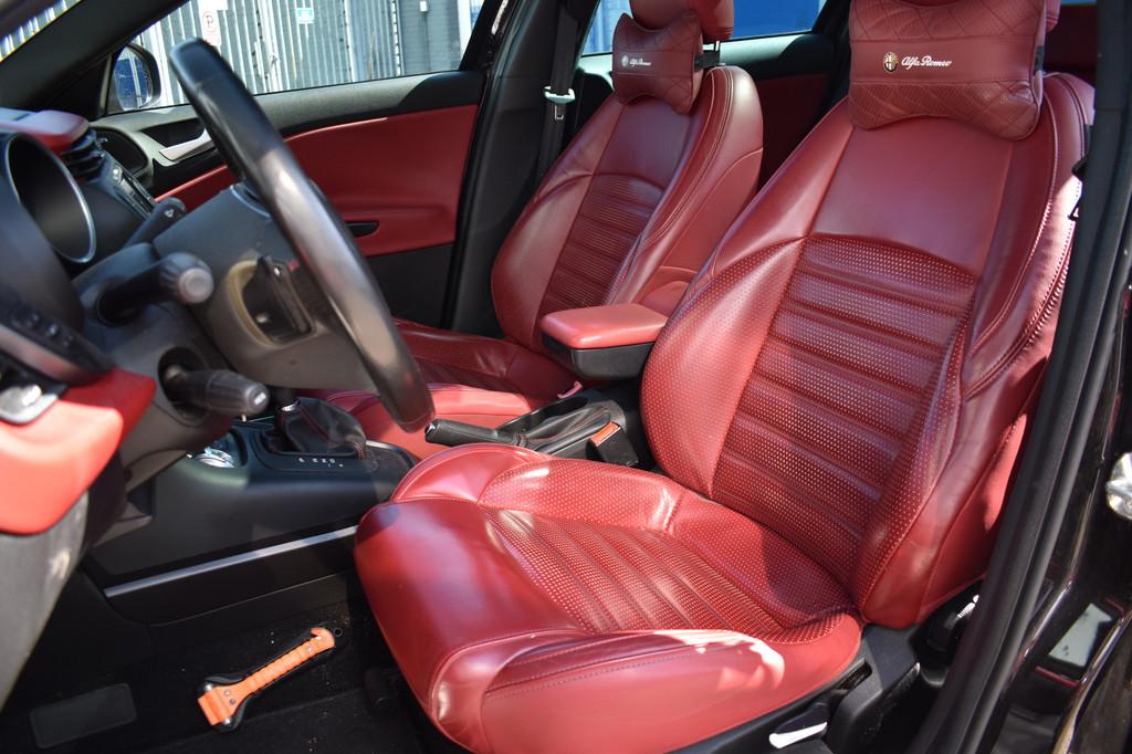Alfa Romeo Giulietta 1.7 TBi 241pk Quadrifoglio Verde Automa, Auto's, Gebruikt, 4 cilinders, Zwart, 1000 kg