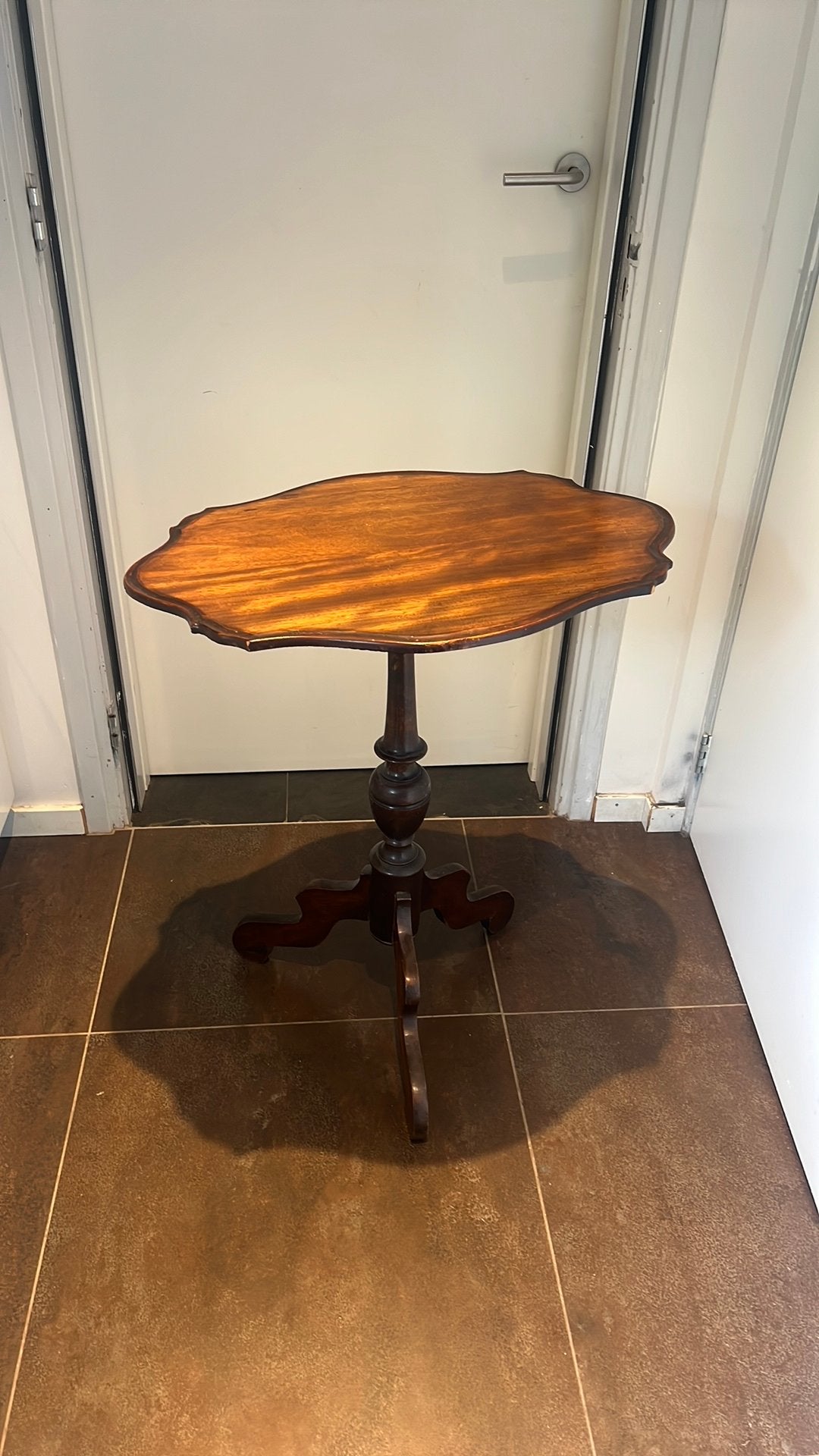 Bijzet tafel, Ophalen