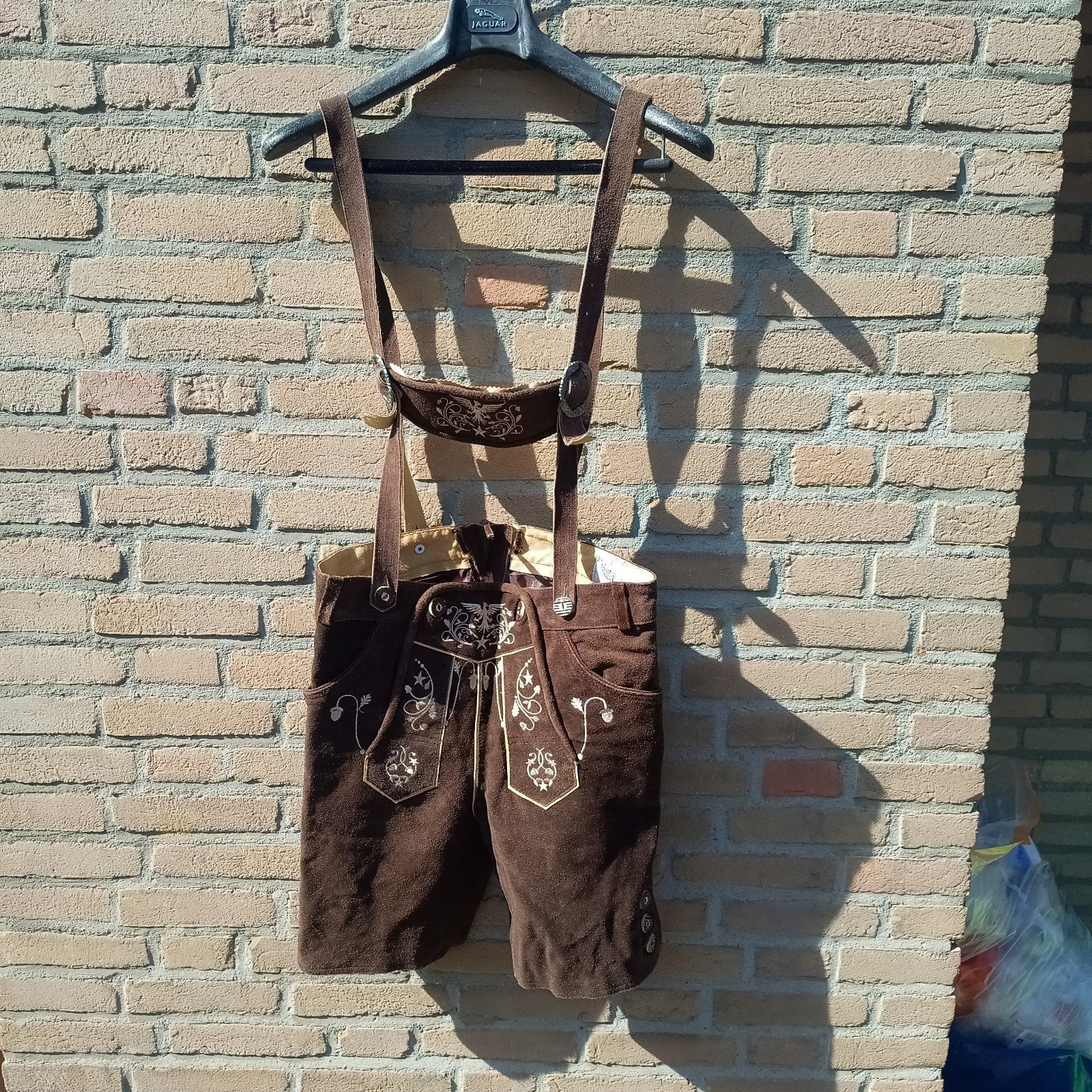 Lederhose 48 echt leer kort model bretels, Maat 48/50 (M), Engelleiter, Ophalen of Verzenden, Overige thema's