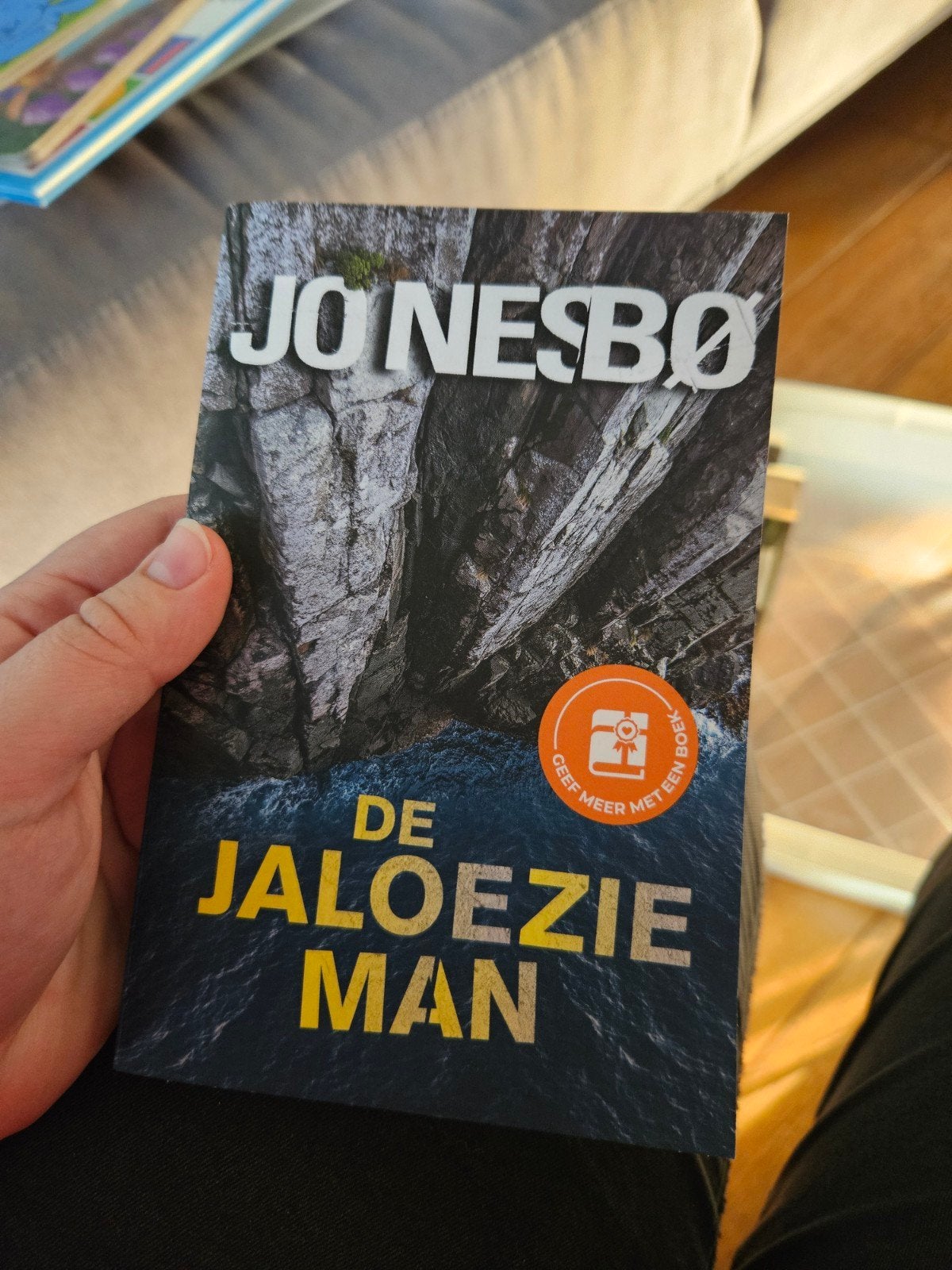 Jo Nesbø - De jaloezieman, Boeken, Ophalen of Verzenden, Zo goed als nieuw, Jo Nesbø