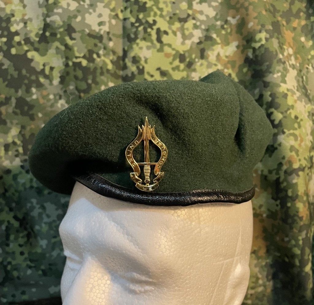 baret groen, Belgische Commando's, Ophalen of Verzenden, Landmacht, Overige gebieden, Helm of Baret