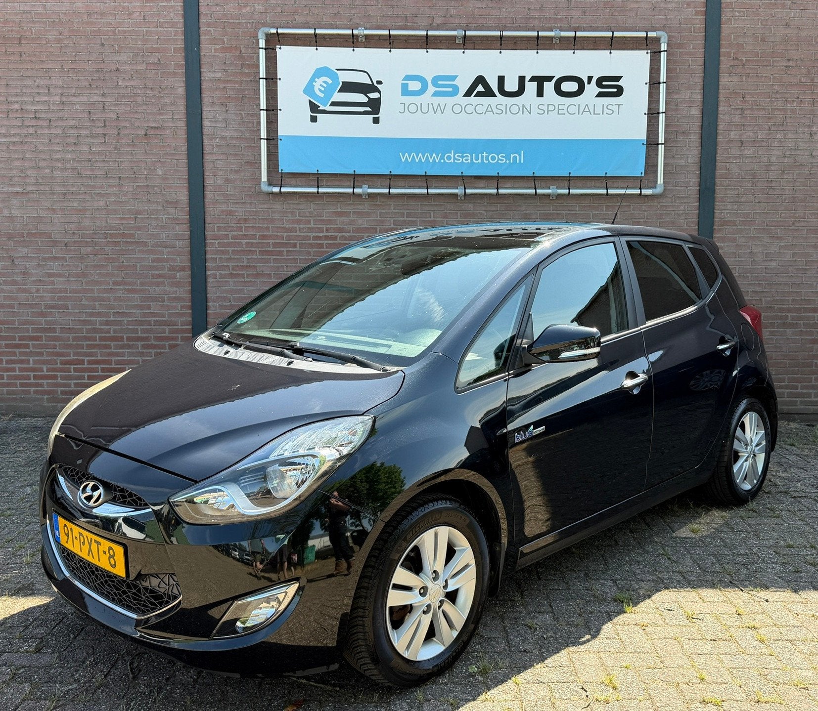 Hyundai Ix20 1.4i i-Catcher, Auto's, Voorwielaandrijving, Euro 5, Gebruikt, Zwart