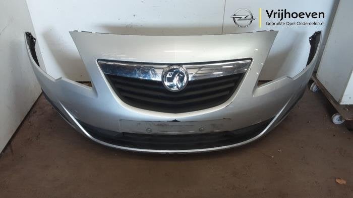 Voorbumper van een Opel Meriva (Meriva B 10-) (Z157), Gebruikt, -, -, Opel