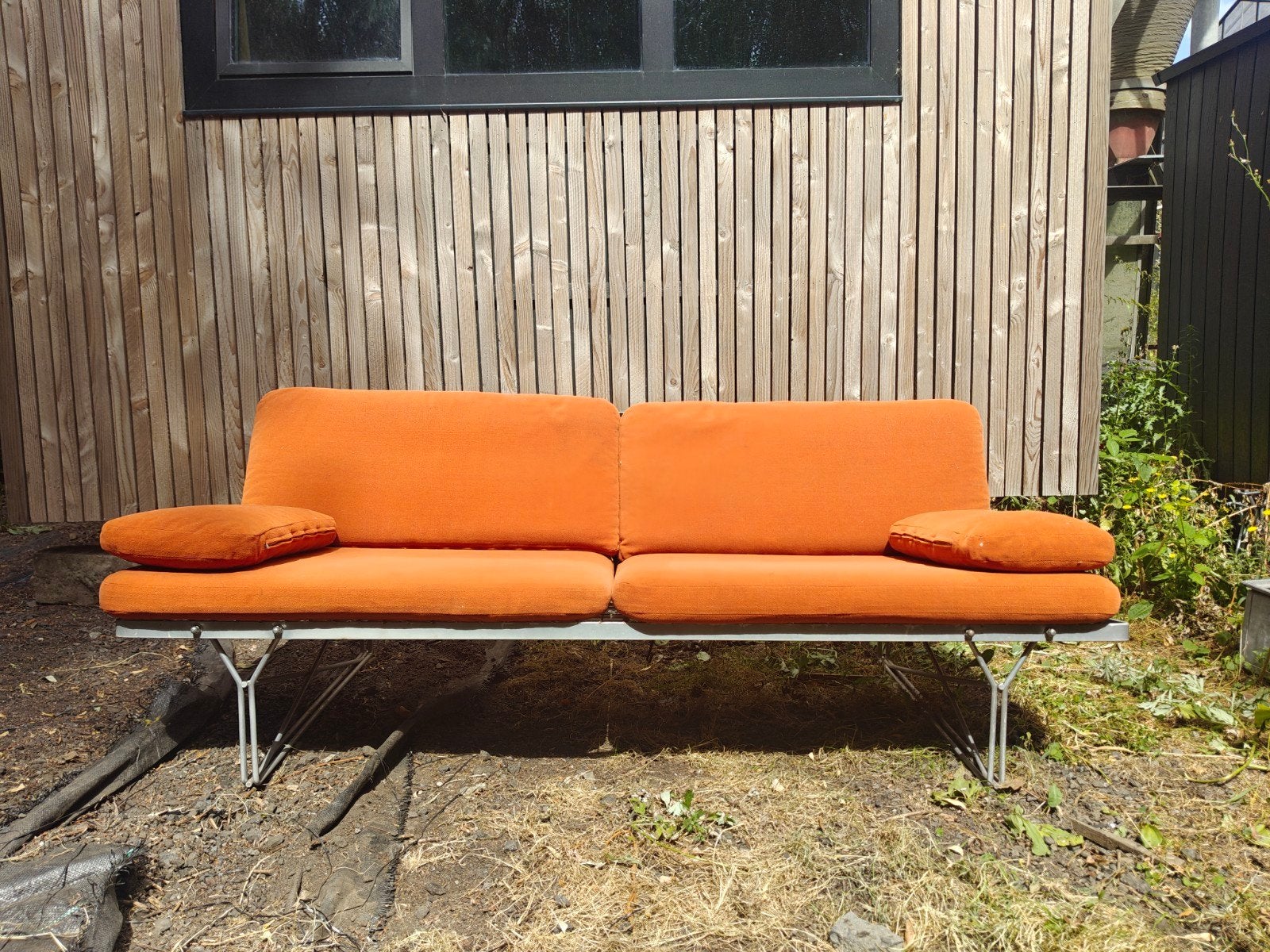 Vintage Niels Gammelgaard IKEA bank met oranje kussens, Ophalen, Vintage, Retro, Scandinavisch, Gebruikt, 150 tot 200 cm
