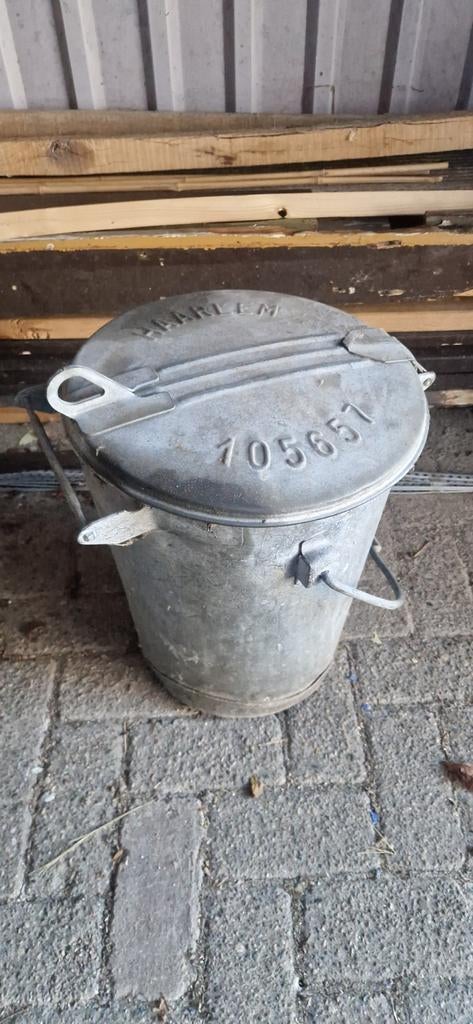 Oude zinken emmer met deksel - Haarlem, Ophalen of Verzenden, Gebruikt, Zink, Met deksel