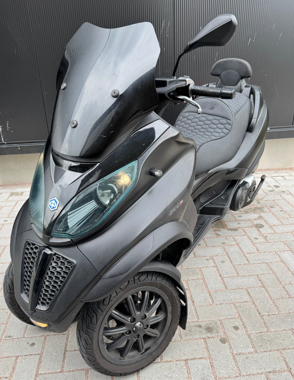 Piaggio mp3 500cc black on black b rijbewijs custom seat, Bedrijf, Toermotor, Automaat, 1 cilinder
