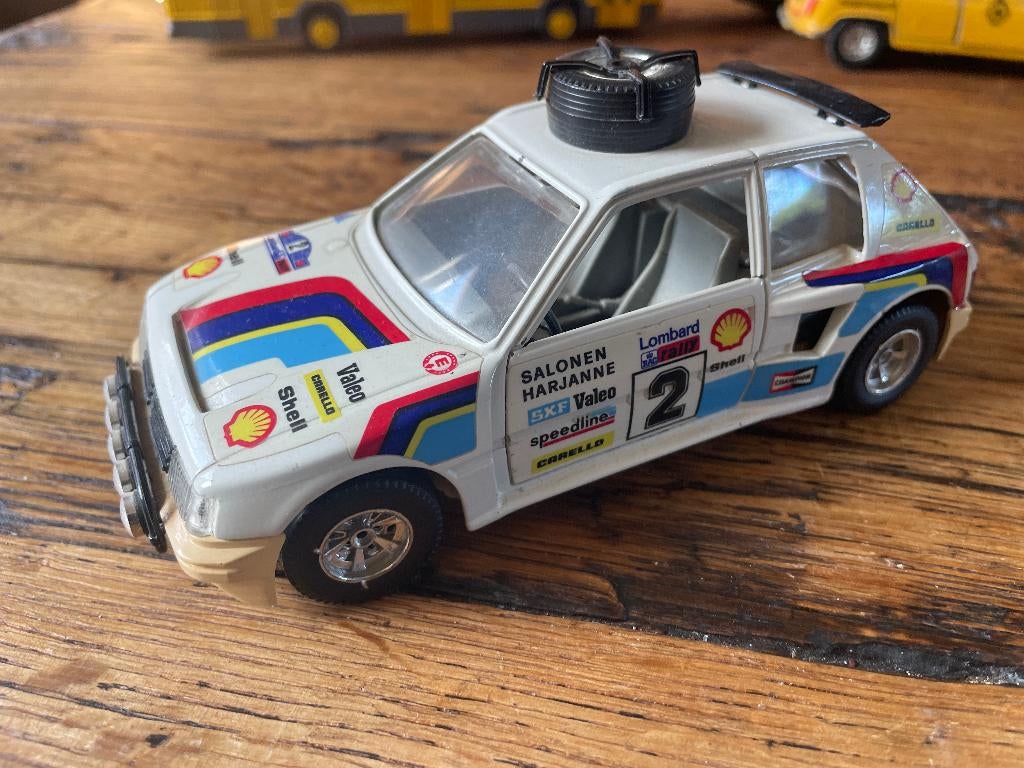 Peugeot 205 Turbo RAC Rally Burago, Ophalen of Verzenden, Zo goed als nieuw, Auto, Bburago