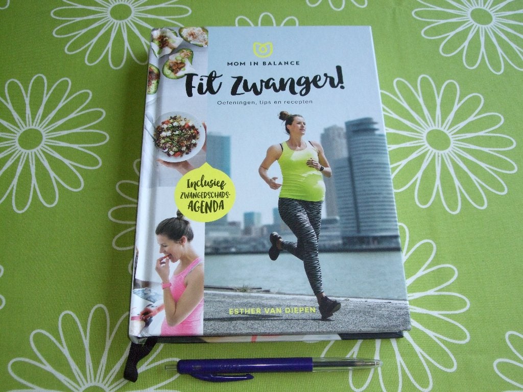 Fit zwanger - Mom in balance - oefeningen, tips en recepten, Ophalen of Verzenden, Zo goed als nieuw, Zwangerschap en Bevalling
