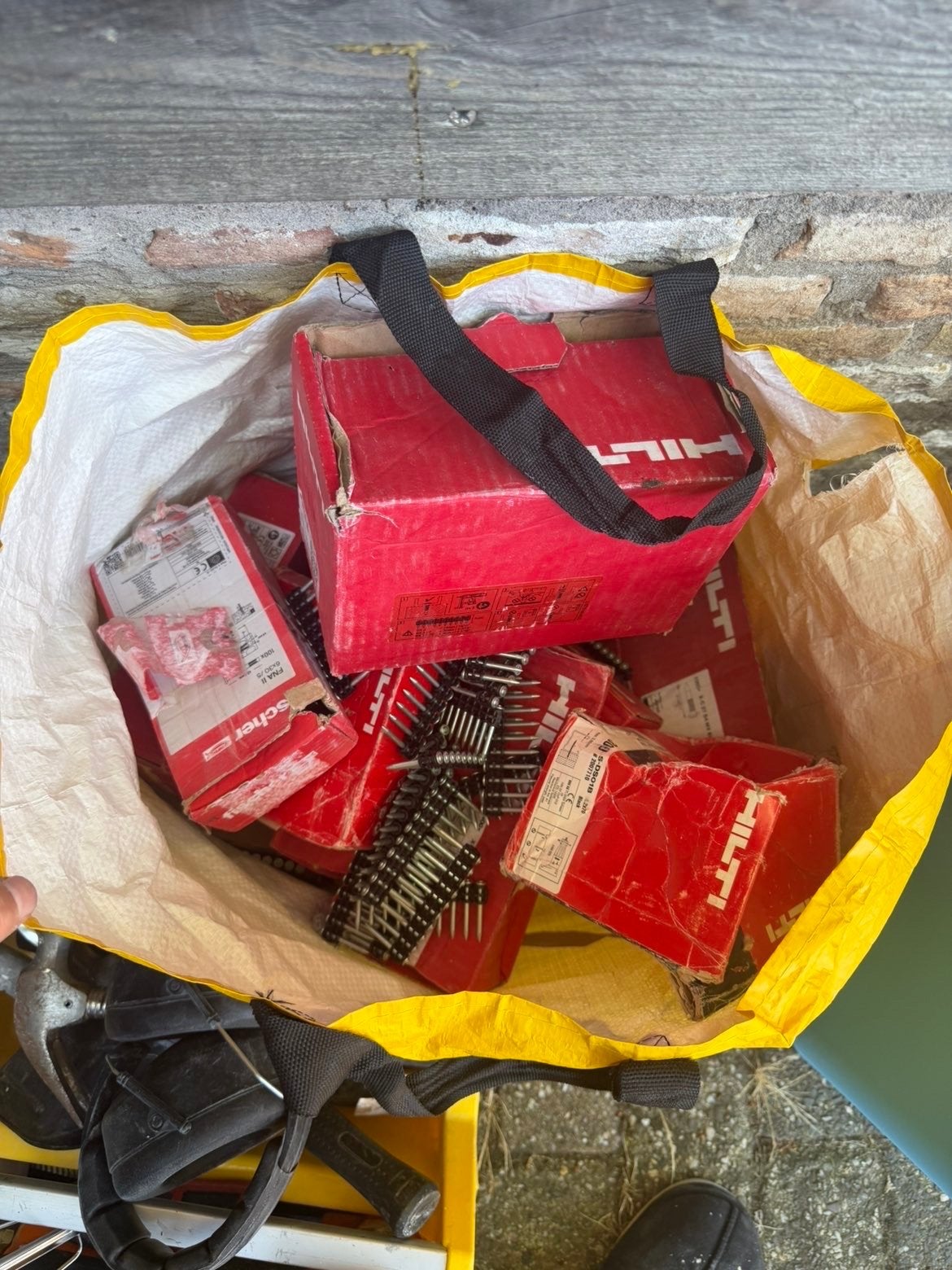 Hilti schietnagels BX3 en BX4, 17mm tot 31mm, Ophalen, Gebruikt, Minder dan 50 mm, Spijkers