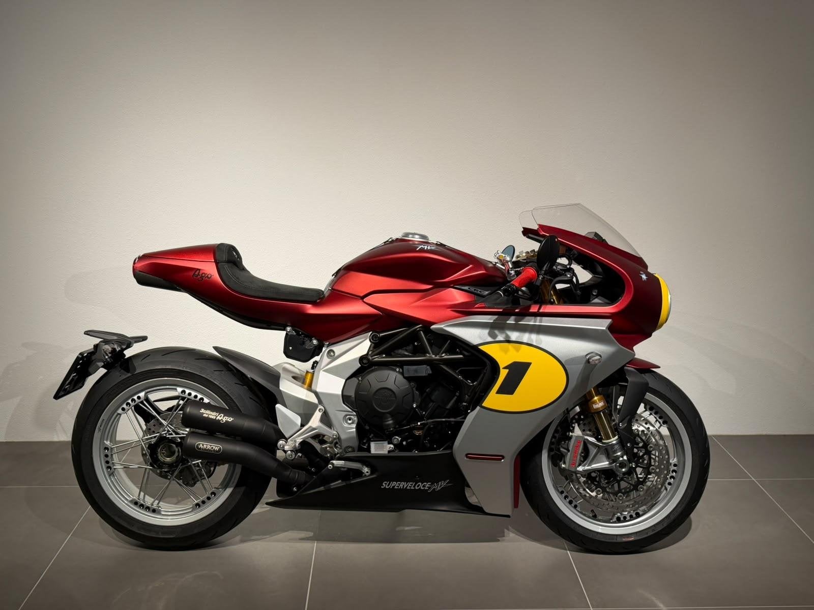 MV Agusta Superveloce AGO 800 Limited Edition 1 of 311, Super Sport, Meer dan 35 kW, ABS, Lorentzlaan 14
3401 MX  IJsselstein, NL