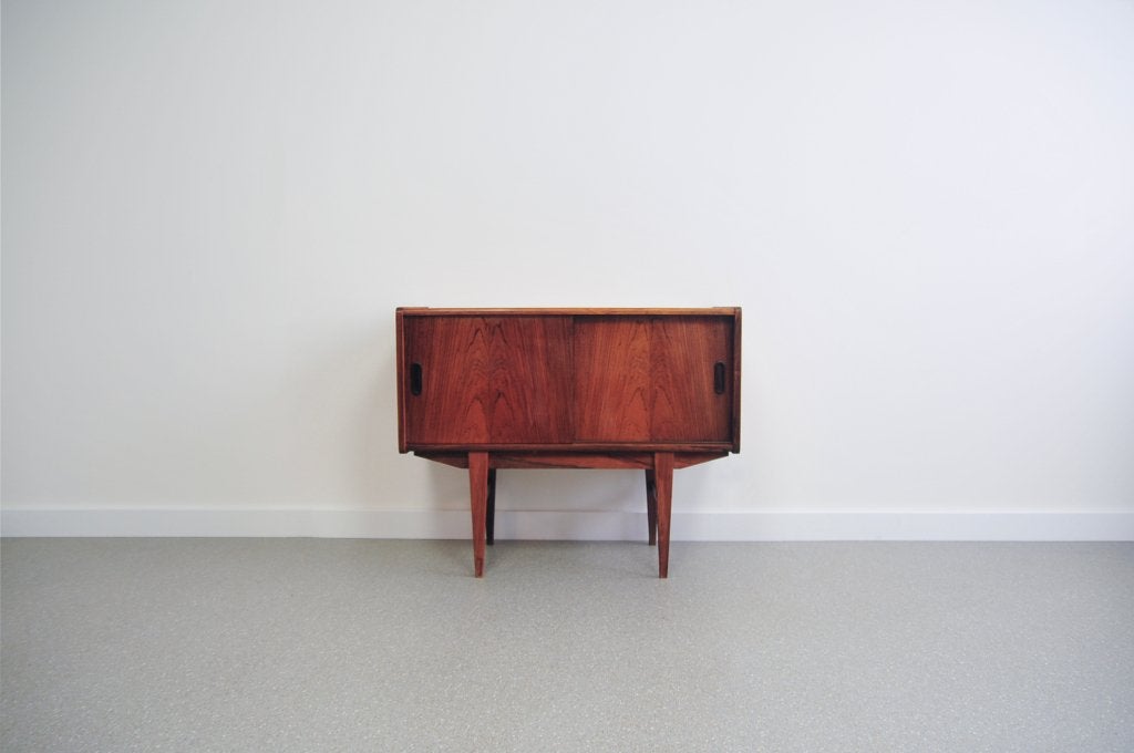 vintage palissander sideboard schuifdeuren, Scadinavisch vintage design, Nvt, Kersenhout, 25 tot 50 cm