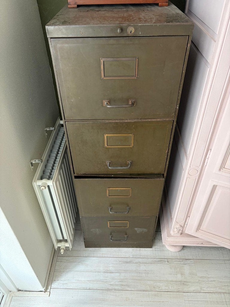 Vintage Industriële Metalen Archiefkast, Huis en Inrichting, Kasten | Roldeurkasten en Archiefkasten, Ophalen, Gebruikt, 100 tot 150 cm