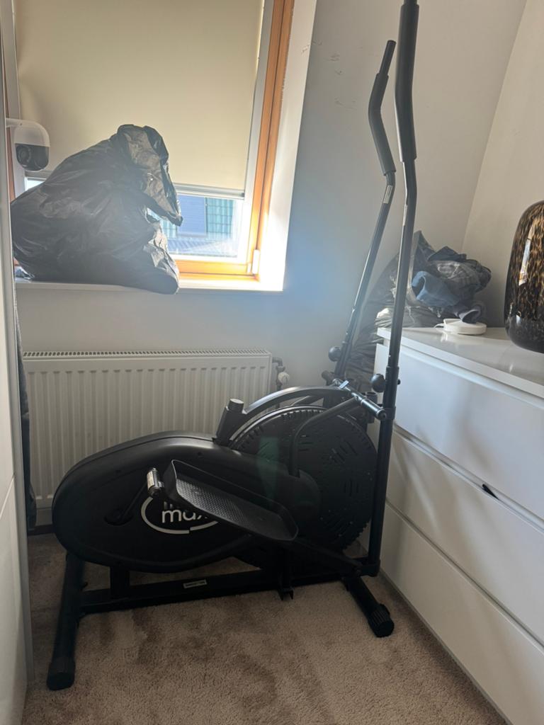 Crosstrainer, Sport en Fitness, Fitnessapparatuur, Ophalen, Zo goed als nieuw, Crosstrainer