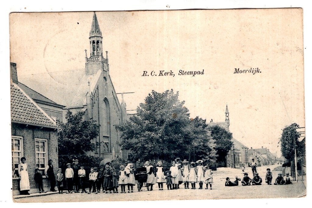 Moerdijk  Steenpad met Kinderen, Verzamelen, Ansichtkaarten | Nederland, Verzenden, Voor 1920, Gelopen, Zuid-Holland