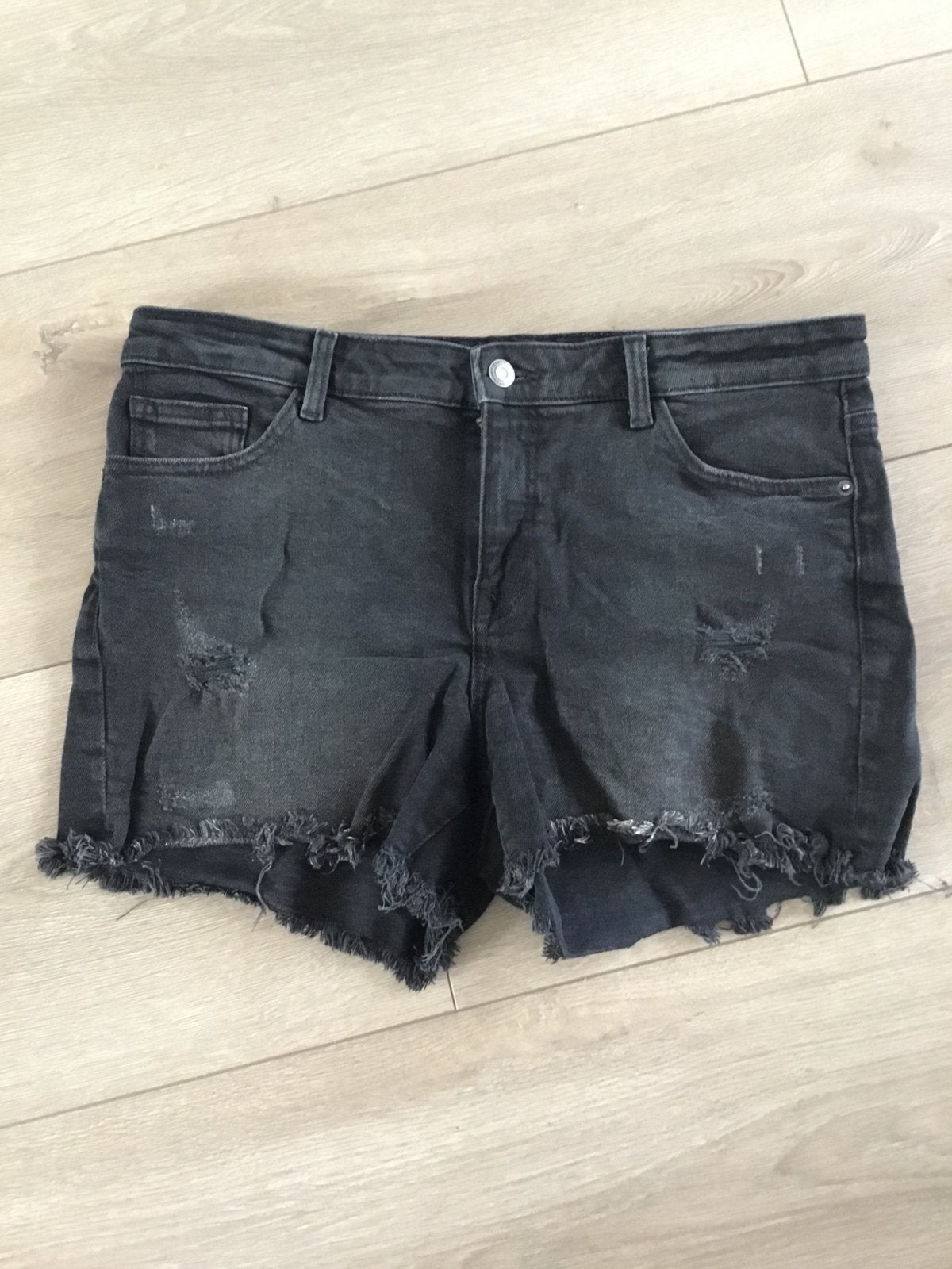 Clockhouse High Rise Shorts Zwart Maat 44, Kort, Zwart, Maat 42/44 (L), Ophalen of Verzenden