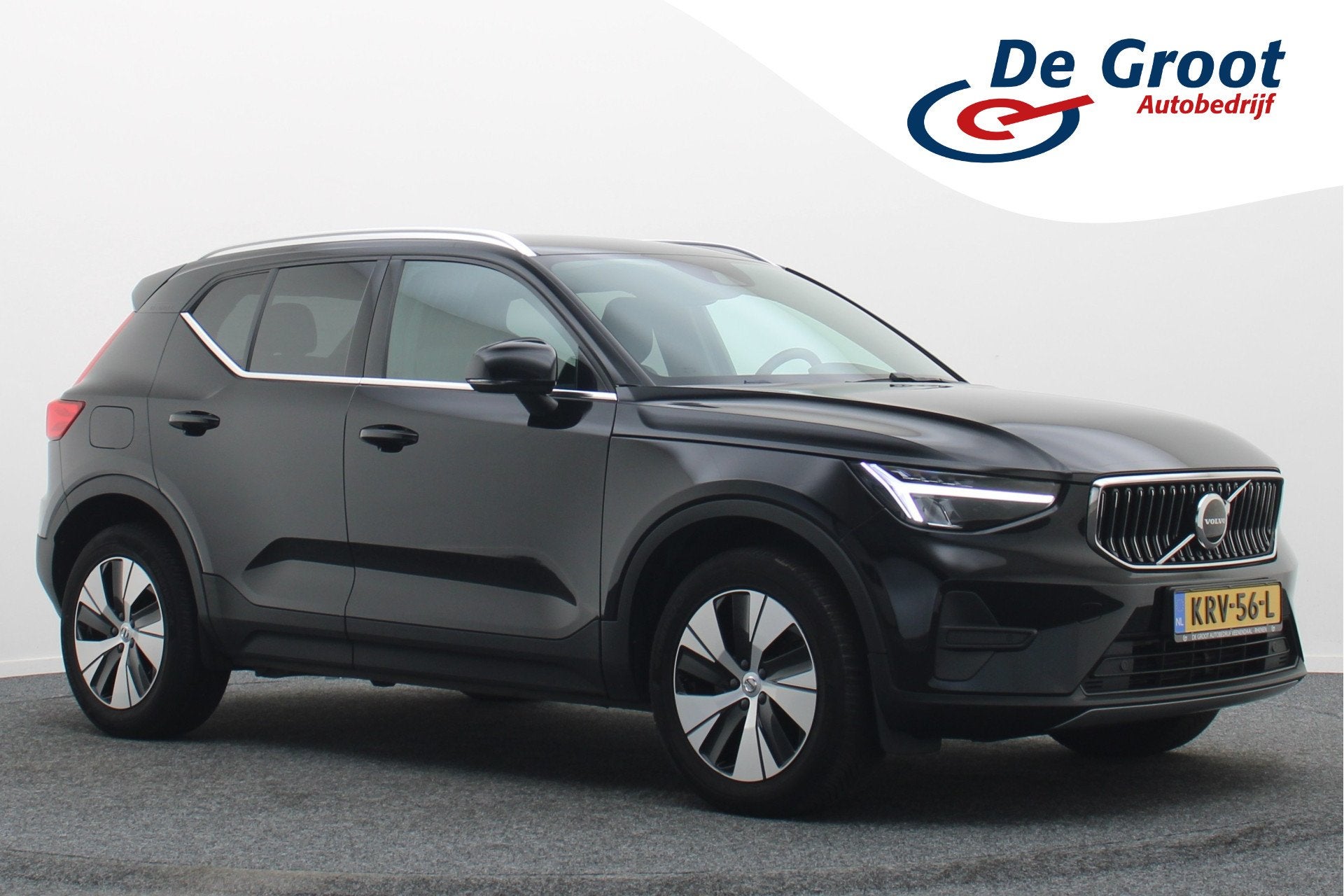 Volvo XC40 1.5 T4 Plug-in hybrid Core Bright SOH 99,6%, Came, Stof, Zwart, Plug-in hybride, Bedrijf