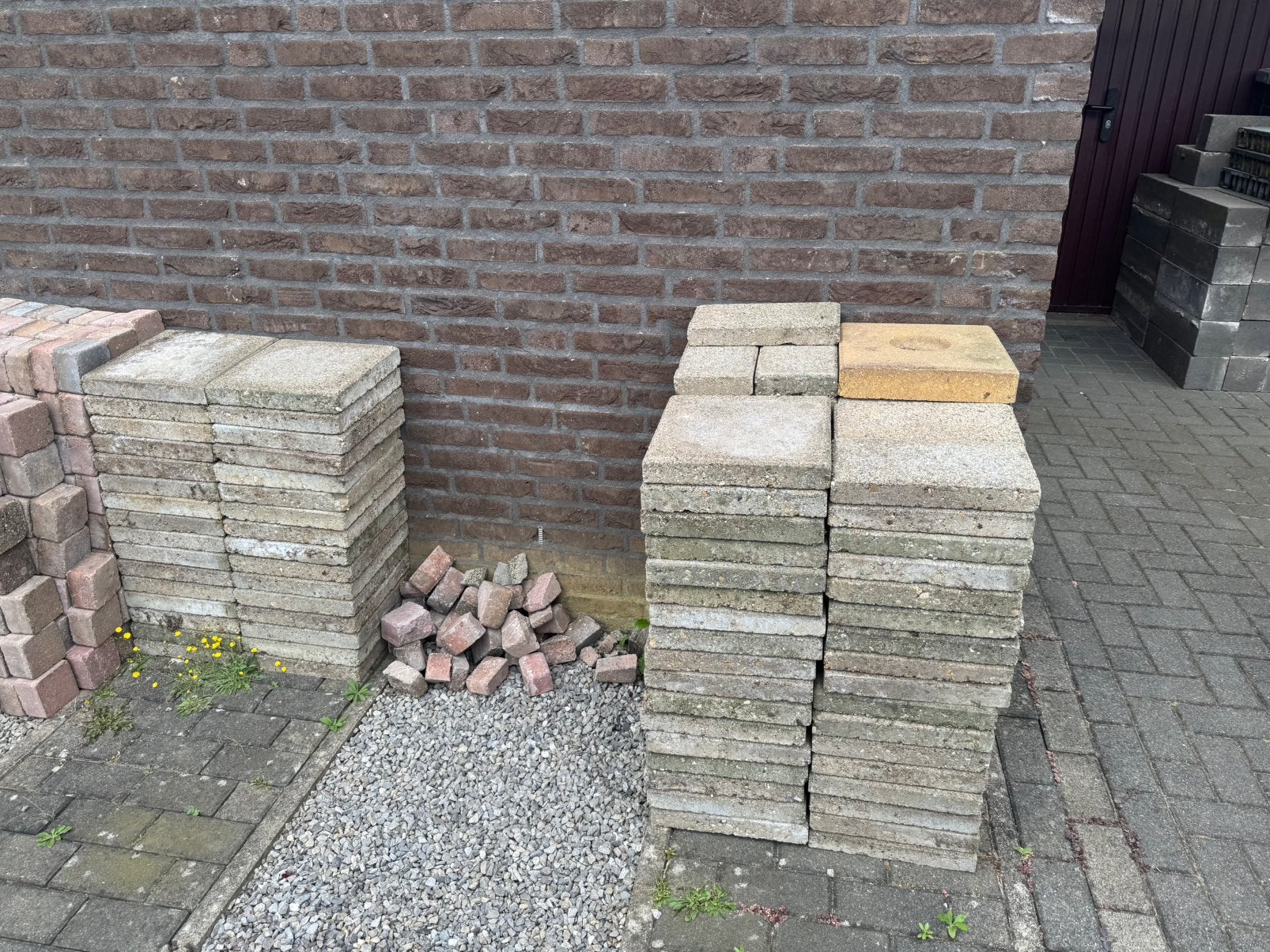 +- 100 stoep tegels 30x30, Tuin en Terras, Tegels en Klinkers, Ophalen, Zo goed als nieuw