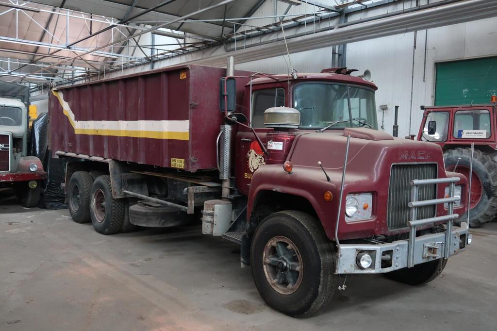 Mack DM600S|DM686S|Kipper restauratie., Overige merken, Achterwielaandrijving, Bedrijf, Te koop