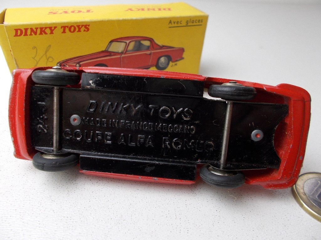 1958 Dinky Toys 24-J COUPE ALFA ROMEO "1900 SUPER SPRINT"., Hobby en Vrije tijd, Modelauto's | 1:43, Ophalen of Verzenden, Zo goed als nieuw