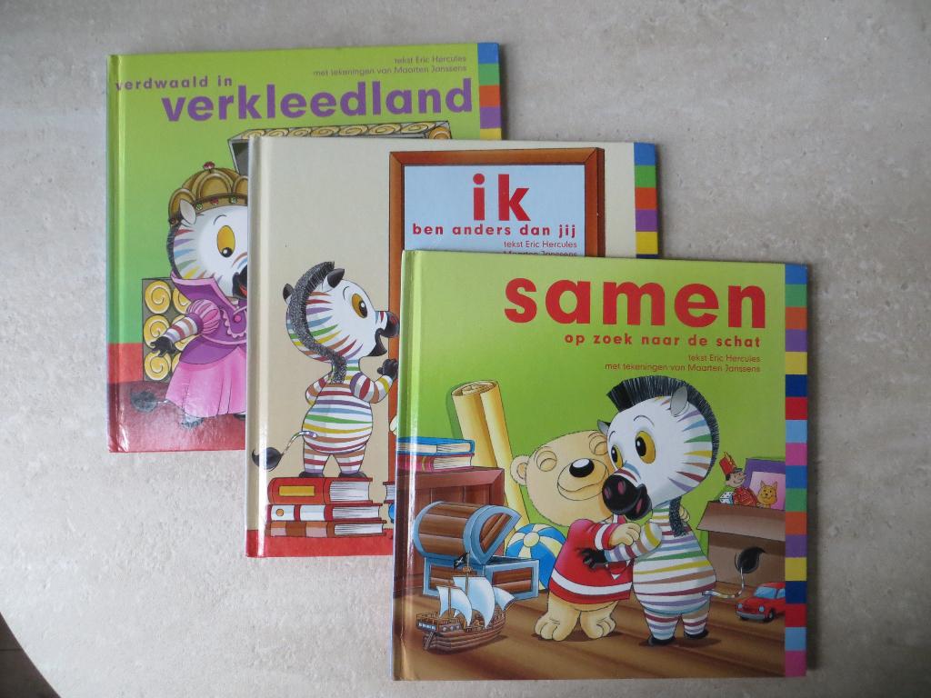3x jonge gezinnen boekje uit de serie hoteldebotel - ik ben, Ophalen of Verzenden, Gelezen, Fictie algemeen