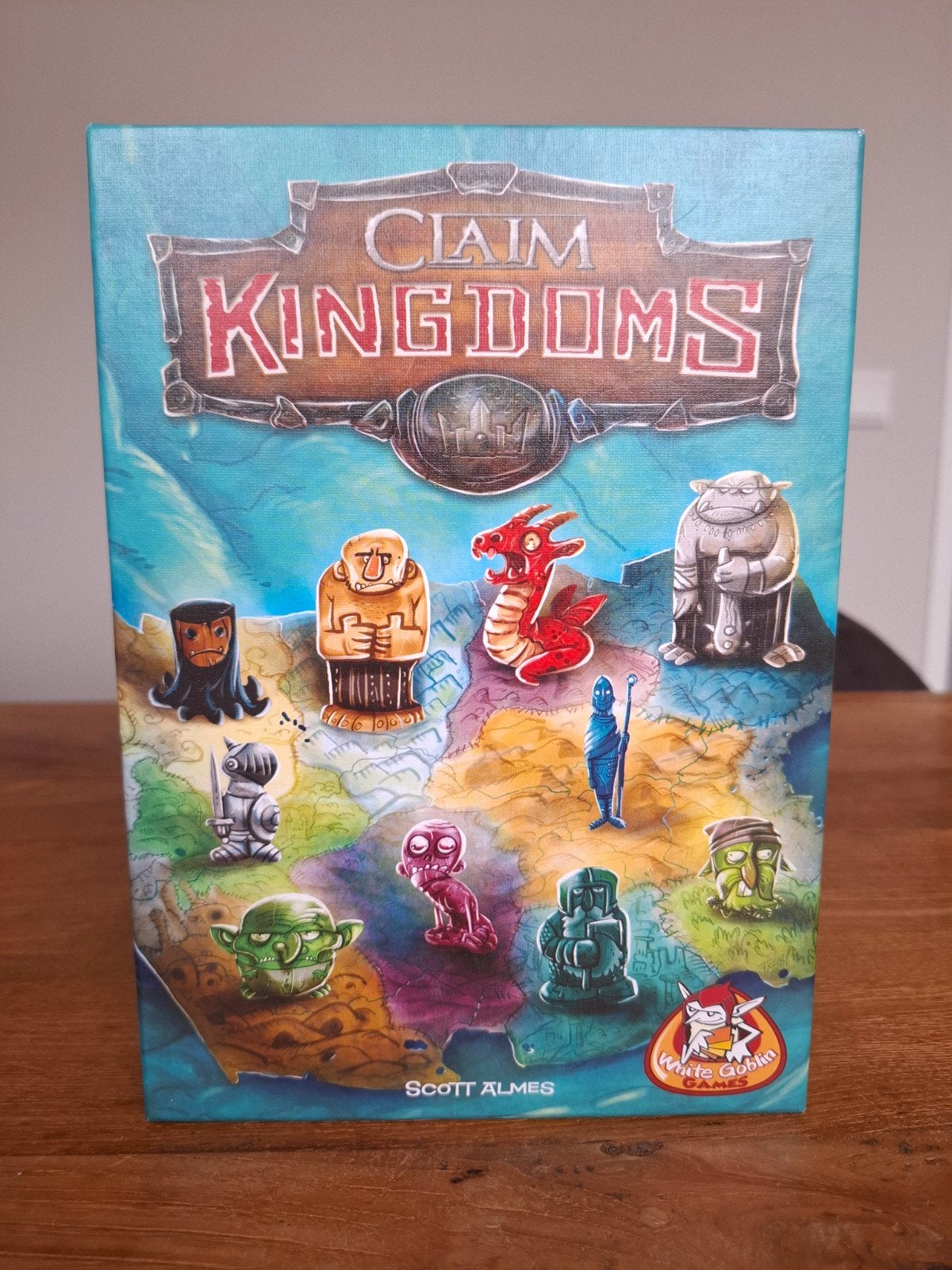 Claim Kingdoms Bordspel - Strategisch Kaartspel, Drie of vier spelers, Ophalen of Verzenden, Zo goed als nieuw, White Goblin Games