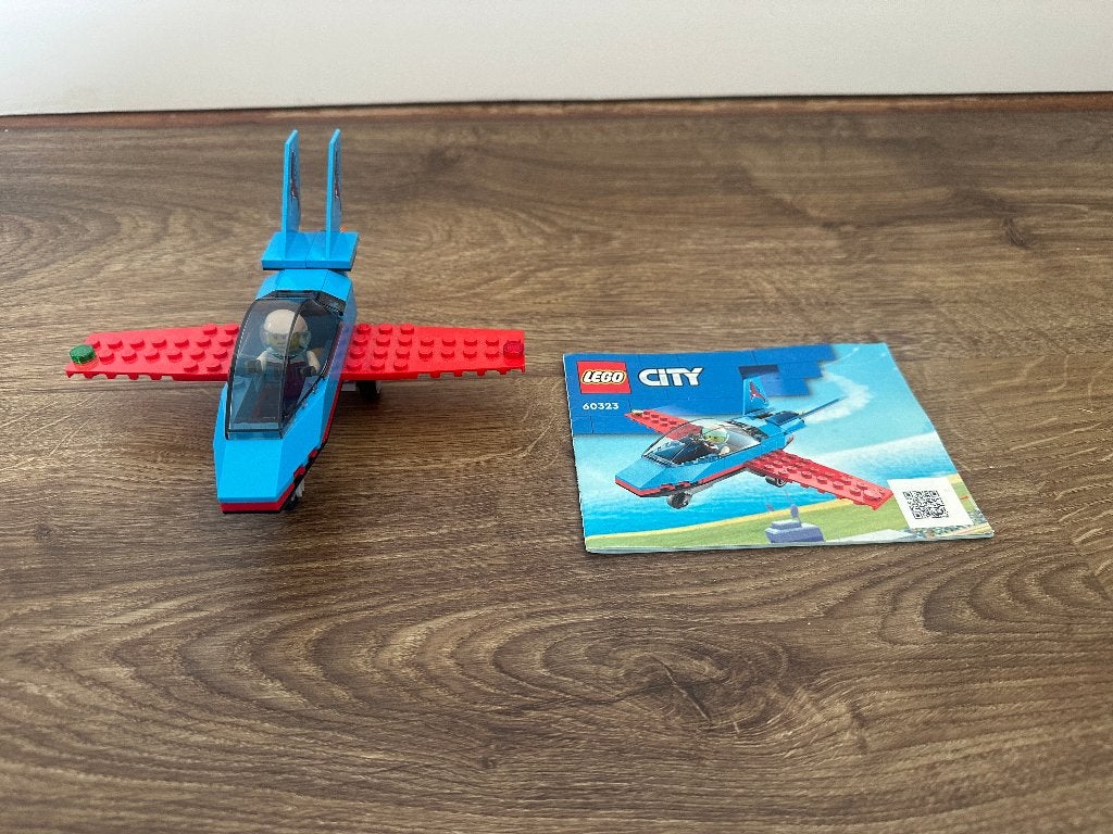 LEGO - Stuntvliegtuig (60323), Ophalen, Lego, Compleet, Complete set