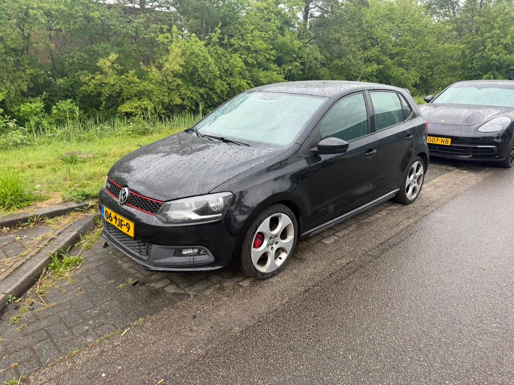 Volkswagen Polo 1.4 TSI 132KW DSG 2011 Zwart, Auto's, Volkswagen, 1169 kg, 4 cilinders, 179 pk, Zwart