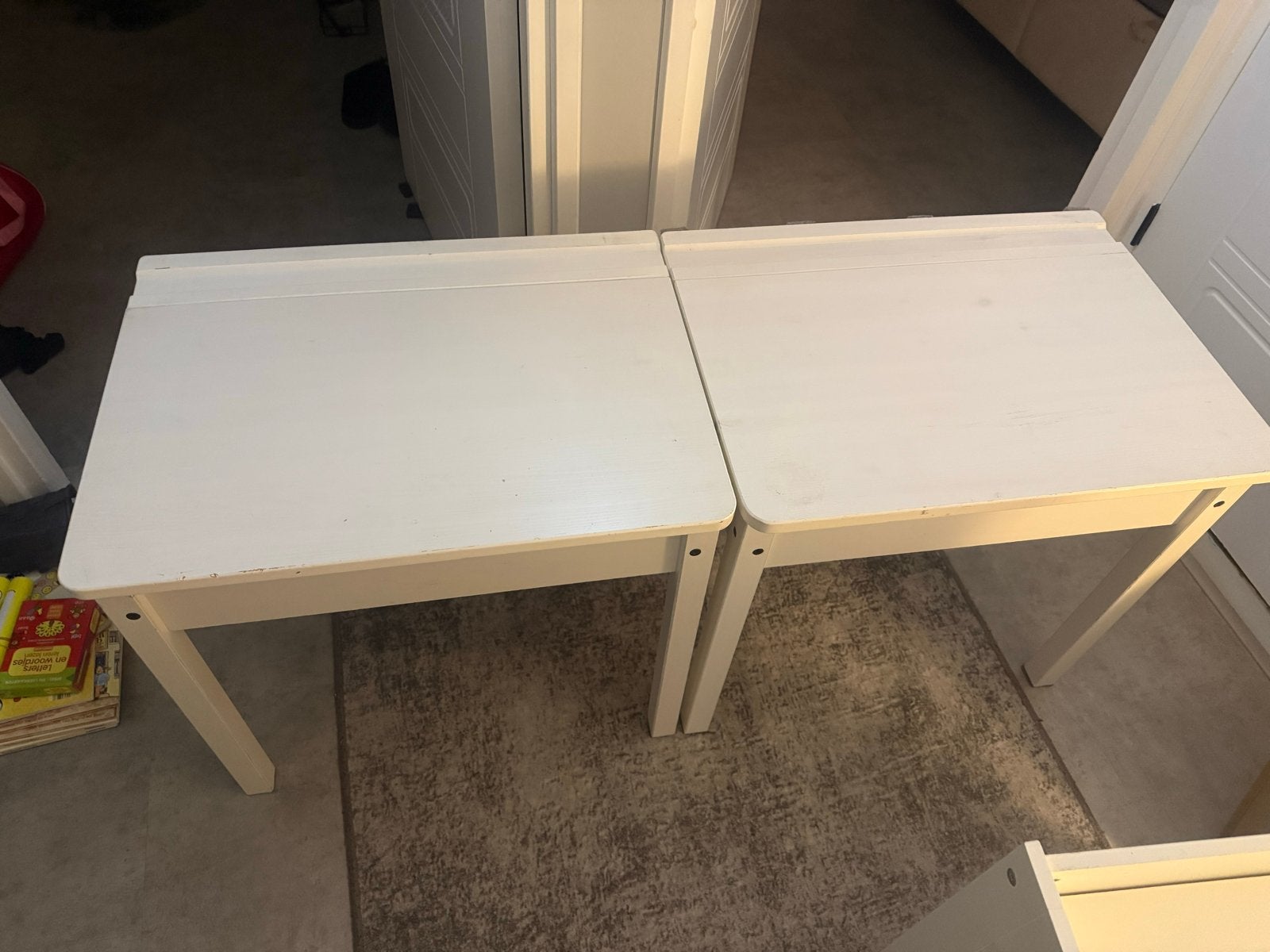 2 IKEA SUNDVIK Kindertafels en opbergbankje, Ophalen, Gebruikt, Tafel(s)