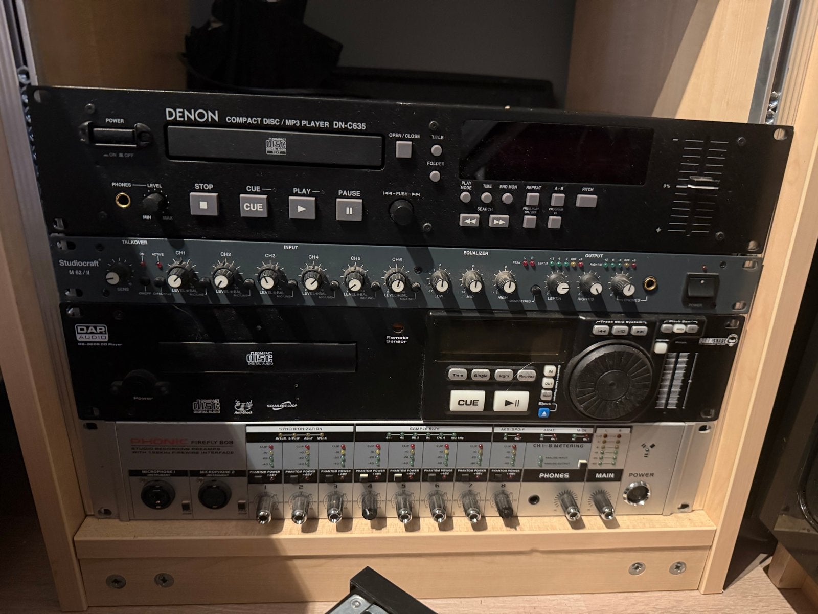 Studiocraft M8/4 rack mixer Mengpaneel, Verzenden, Gebruikt, Minder dan 5 kanalen, Microfooningang
