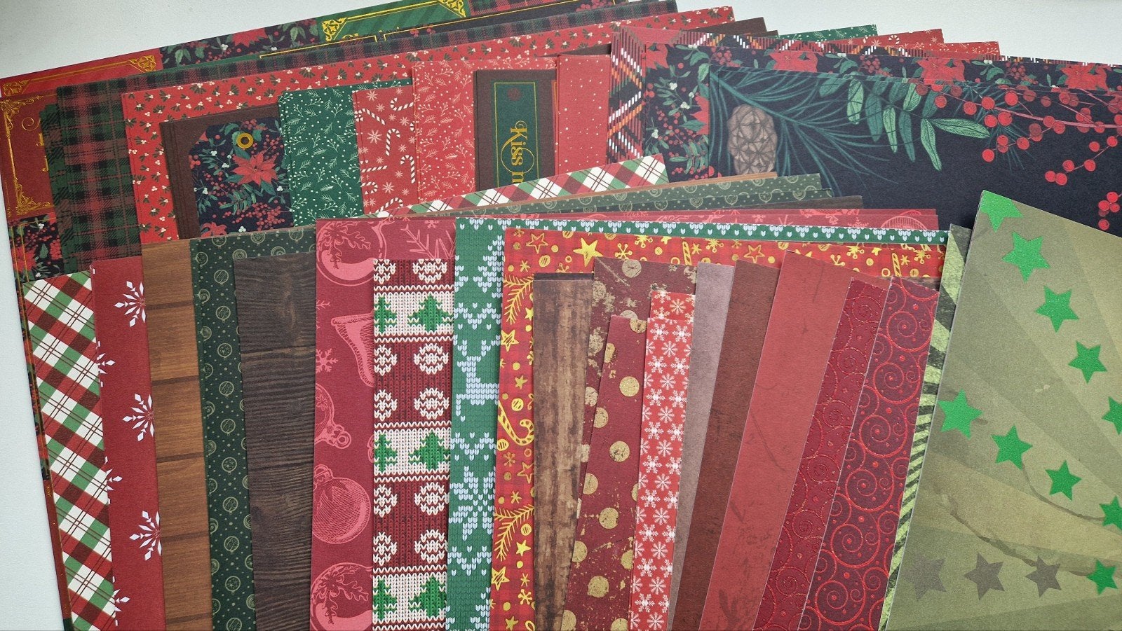 Stapel December Kerst Scrapbookpapier 12x12 inch (30x30cm), Hobby en Vrije tijd, Scrapbooking, Ophalen, Nieuw, Papier of Karton