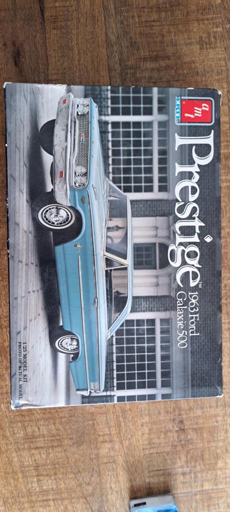 Modelkit 1963 Ford Galaxie 500 (1987) - schaal 1:25, Hobby en Vrije tijd, Modelbouw | Auto's en Voertuigen, Zo goed als nieuw