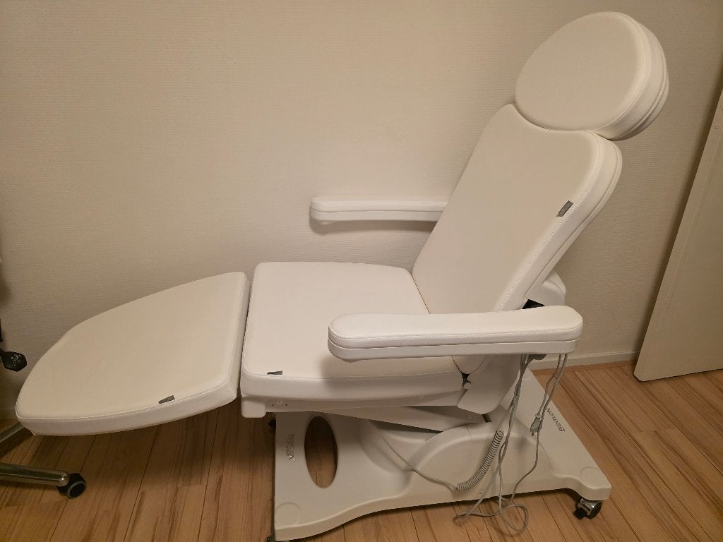 schoonheidssalon, Ophalen, Zo goed als nieuw, Massagestoel of Kussen