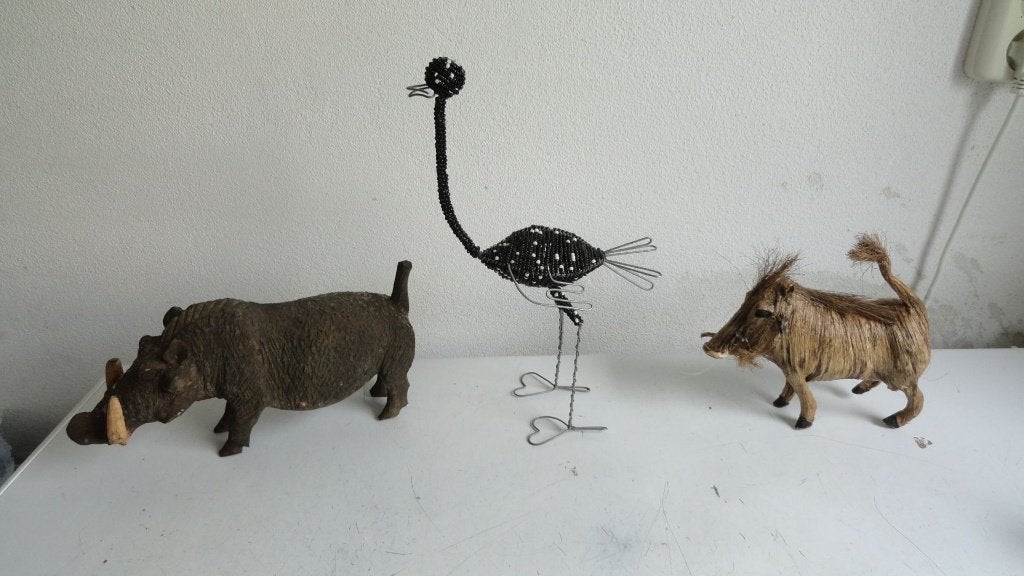 Afrikaanse kunst, hout Whartog, Giraffe, Olifant etc, Ophalen of Verzenden, Overige materialen, Overige typen